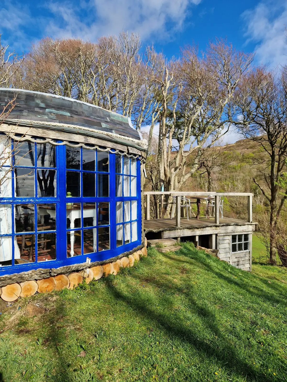 The front of Kittiwake with its blue windows and boat-roof detail